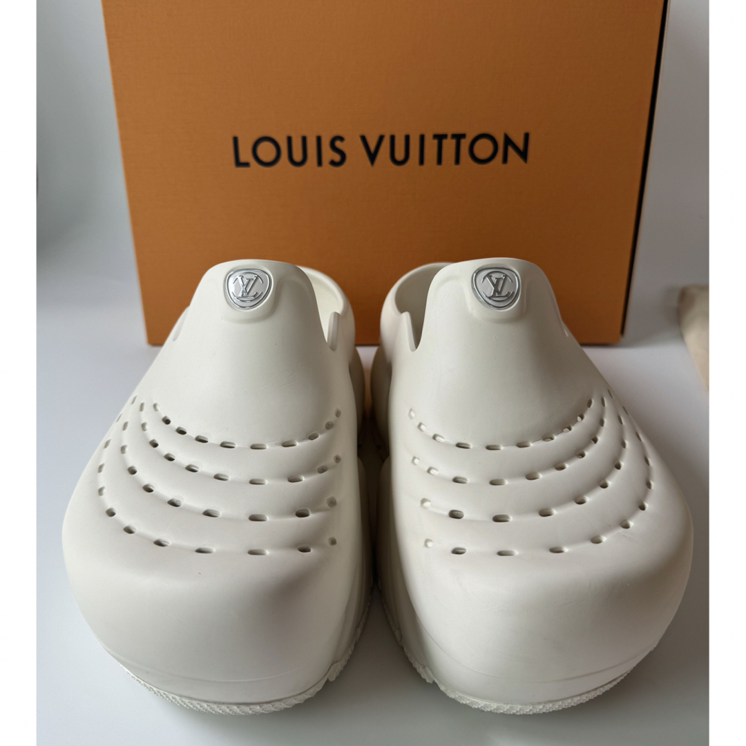 LOUIS VUITTON - 【美品】ルイヴィトン 2023シャークサンダル 26 LOUIS VUITTON - 【美品】ルイヴィトン 2023シャークサンダル 26