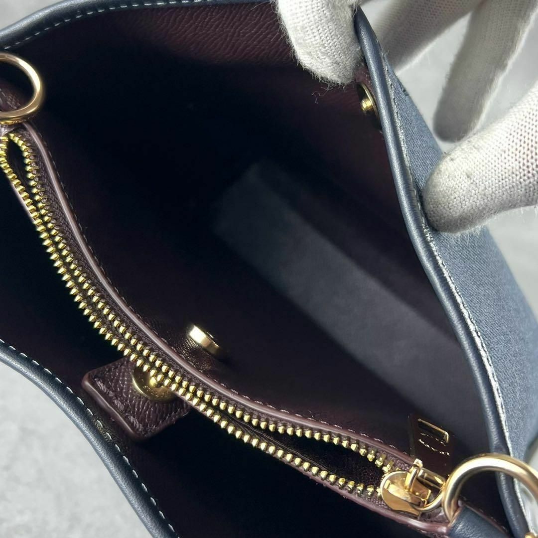 COACH - 極美品 コーチ モリー デニム ショルダーバッグ 2way COACH - 極美品 コーチ モリー デニム ショルダーバッグ 2way