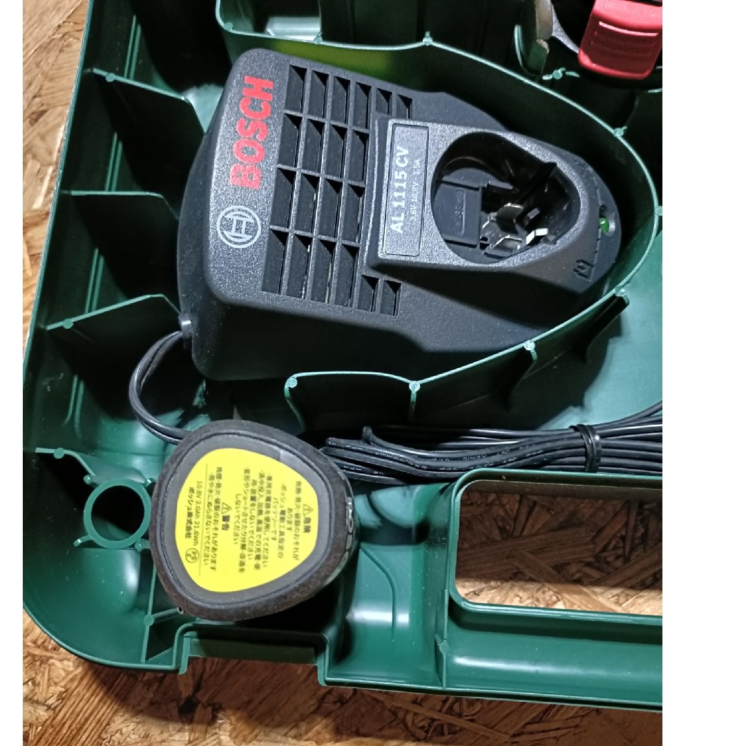 BOSCH - BOSCH 10.8Vコードレスマイクロソー CUT1108 & 10.8V2 BOSCH - BOSCH 10.8Vコードレスマイクロソー CUT1108 & 10.8V2