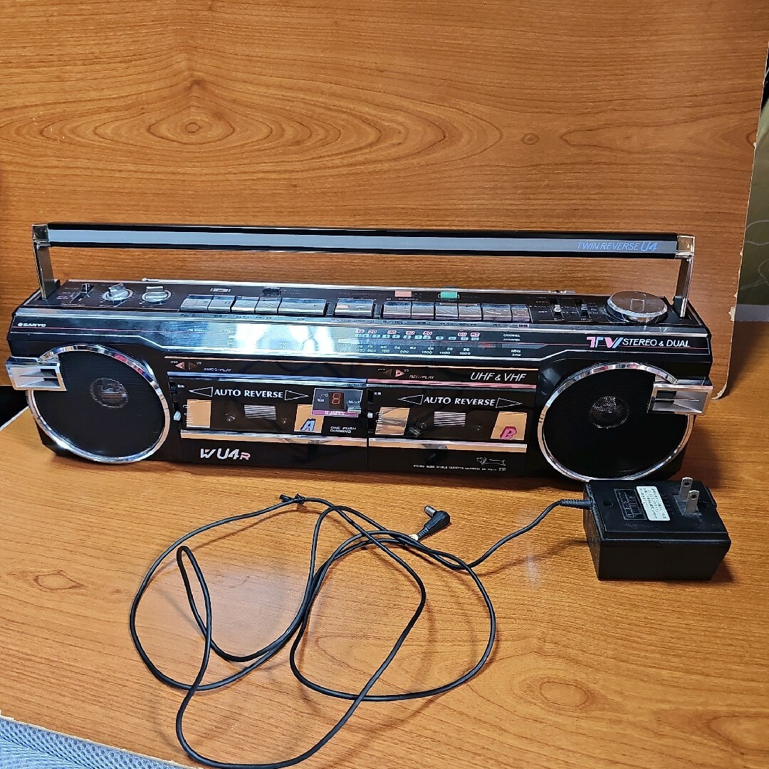 SANYO - ジャンク SANYO MR-WU4R ラジカセの通販 by だんじょーs SANYO - ジャンク SANYO MR-WU4R ラジカセの通販 by だんじょーs