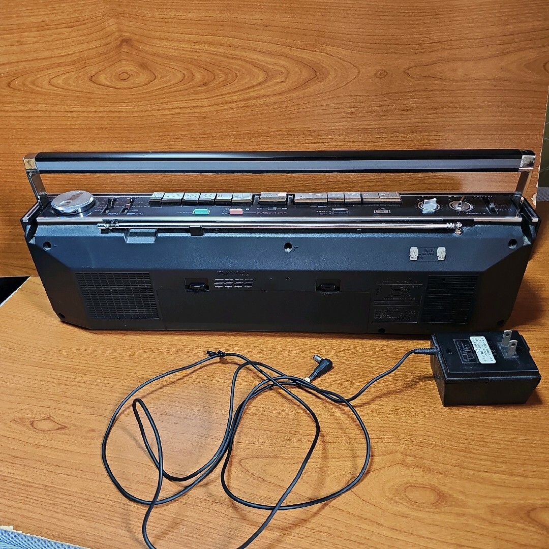 SANYO - ジャンク SANYO MR-WU4R ラジカセの通販 by だんじょーs SANYO - ジャンク SANYO MR-WU4R ラジカセの通販 by だんじょーs
