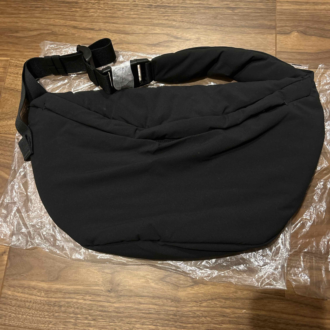 BALENCIAGA - Yeezy Gap balenciaga CROSSBODY BAGの通販 by BALENCIAGA - Yeezy Gap balenciaga CROSSBODY BAGの通販 by
