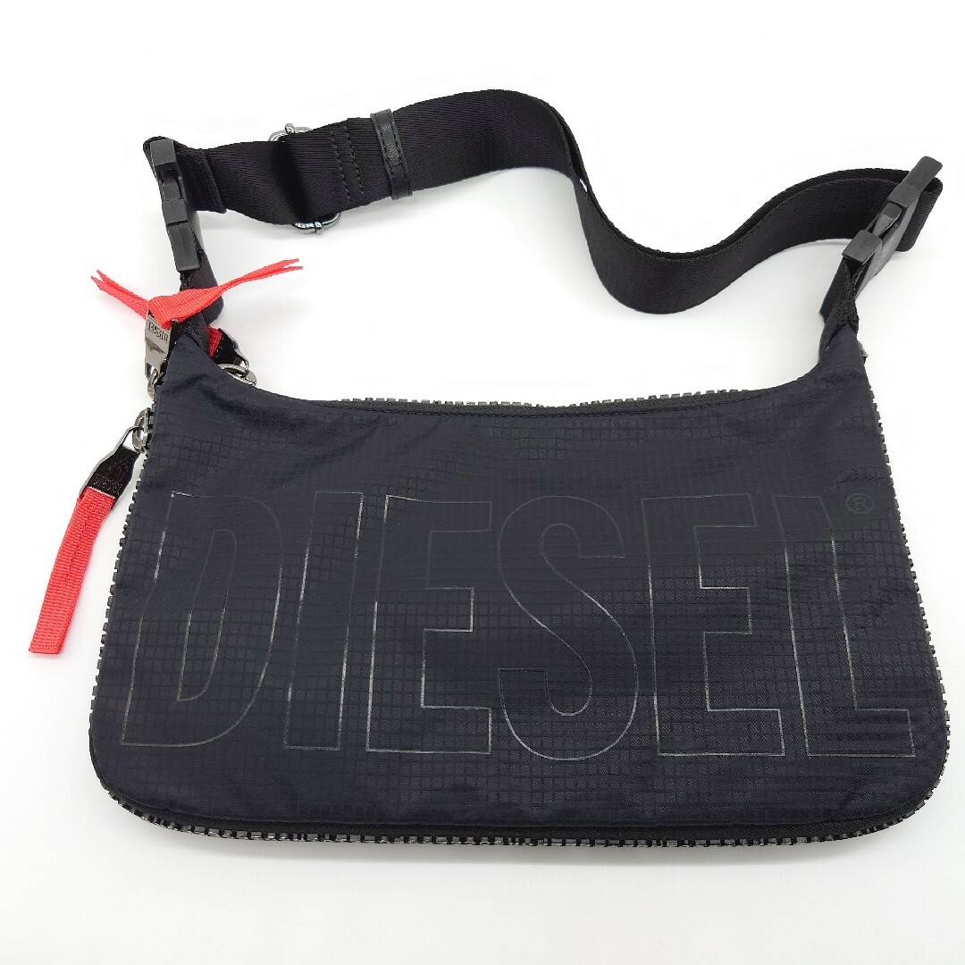 DIESEL - DIESEL ディーゼル ショルダー バッグ ZIP-D 美品 希少 DIESEL - DIESEL ディーゼル ショルダー バッグ ZIP-D 美品 希少