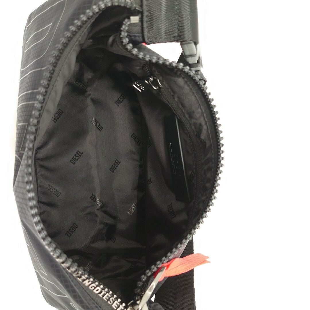 DIESEL - DIESEL ディーゼル ショルダー バッグ ZIP-D 美品 希少 DIESEL - DIESEL ディーゼル ショルダー バッグ ZIP-D 美品 希少
