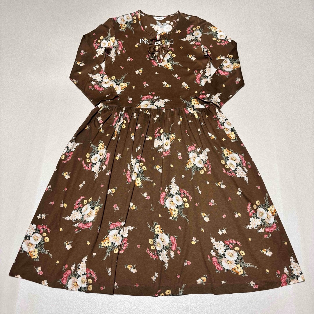 INGEBORG - インゲボルグ 花柄 長袖カットソーワンピース 茶の INGEBORG - インゲボルグ 花柄 長袖カットソーワンピース 茶の