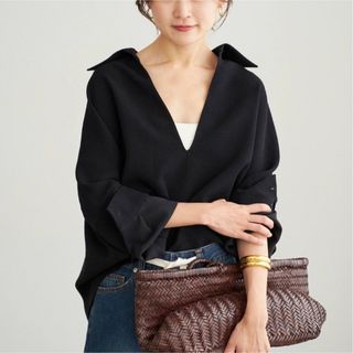 HYKE - 美品☆VERY掲載 ハイクTASLAN TWILL TOP プルオーバーの HYKE - 美品☆VERY掲載 ハイクTASLAN TWILL TOP プルオーバーの