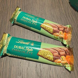 Lindt - リンツ リンドール ドバイチョコ チョコバー 2本セット Lindt - リンツ リンドール ドバイチョコ チョコバー 2本セット