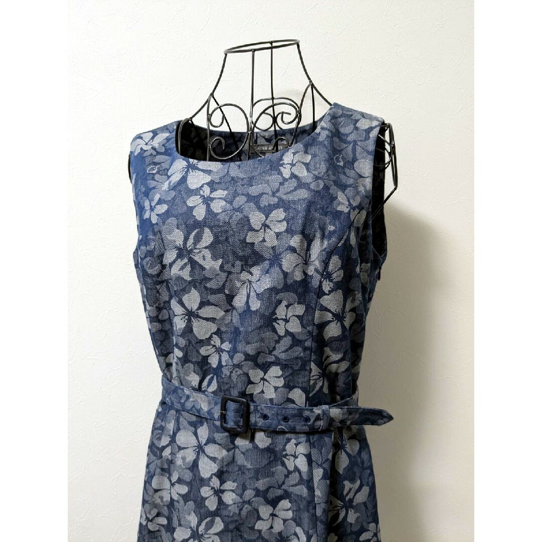 LAURA ASHLEY - 美品【LAURA ASHLEY】ローラアシュレイ 花柄 LAURA ASHLEY - 美品【LAURA ASHLEY】ローラアシュレイ 花柄