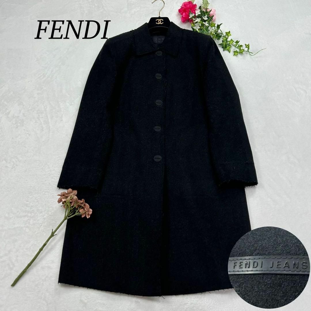 FENDI - F744 M フェンディ スプリングコート ロゴボタン グレー FENDI - F744 M フェンディ スプリングコート ロゴボタン グレー