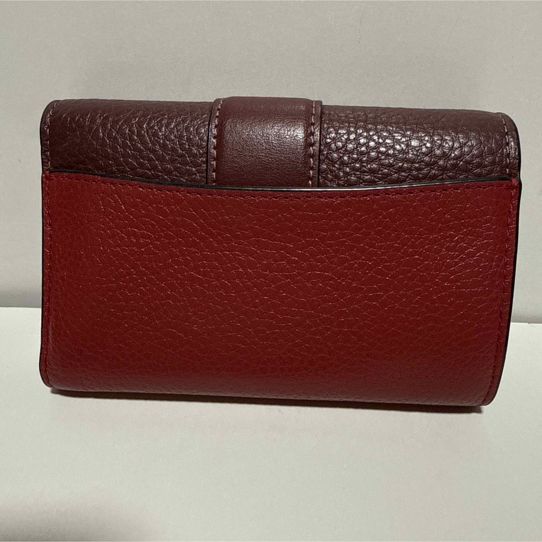 COACH - ☆COACH☆レザー 三つ折財布☆の通販 by ユッキーナ's COACH - ☆COACH☆レザー 三つ折財布☆の通販 by ユッキーナ's