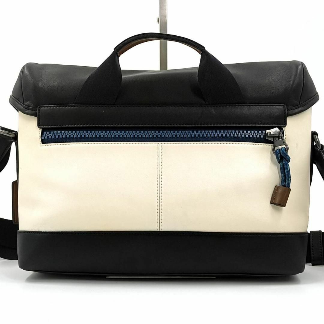 COACH - 美品✨コーチ リビングトン メッセンジャーバッグ COACH - 美品✨コーチ リビングトン メッセンジャーバッグ
