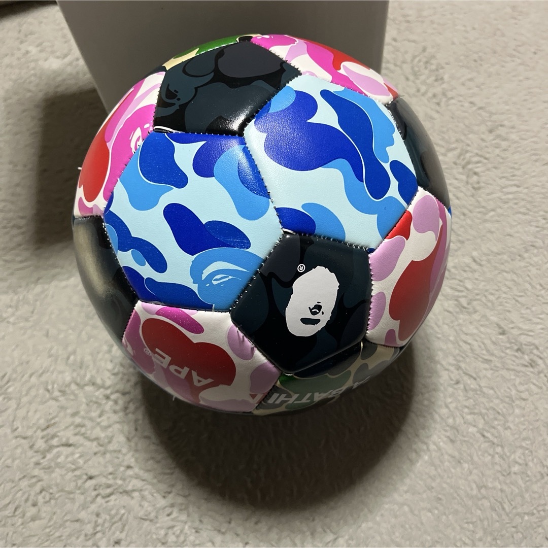 A BATHING APE - APE BAPE KAWS SOCCER BALL サッカーボール A BATHING APE - APE BAPE KAWS SOCCER BALL サッカーボール