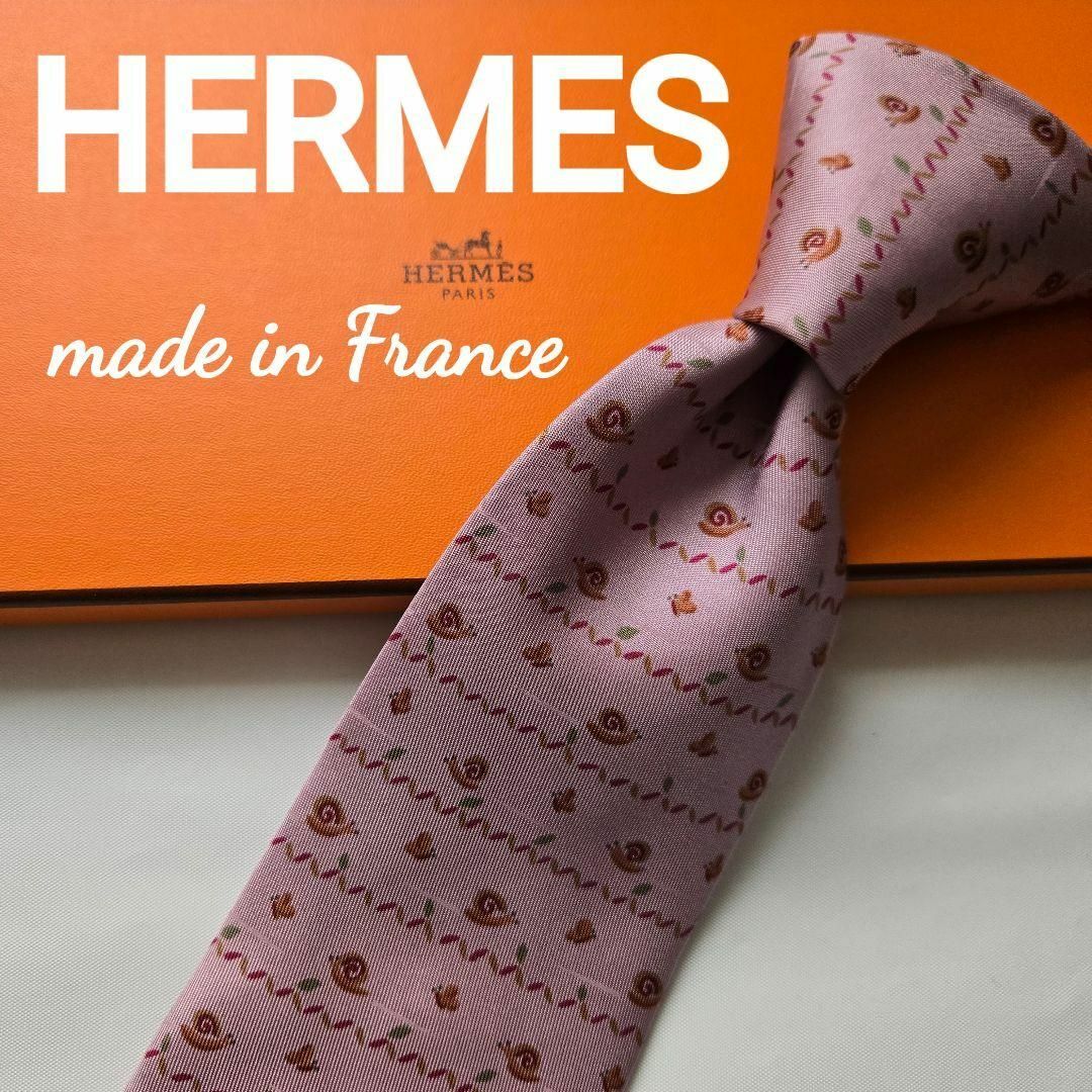 HERMES - HERMES カタツムリ柄 シルク ネクタイ ピンクの通販 by HERMES - HERMES カタツムリ柄 シルク ネクタイ ピンクの通販 by