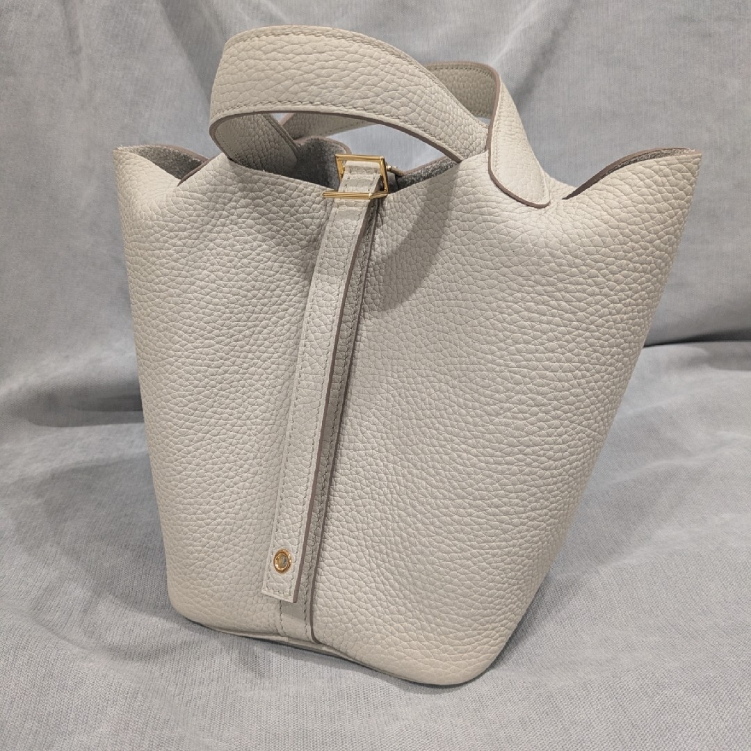 HERMES - エルメス ピコタンロック PM18 ベトン ゴールド金具の HERMES - エルメス ピコタンロック PM18 ベトン ゴールド金具の