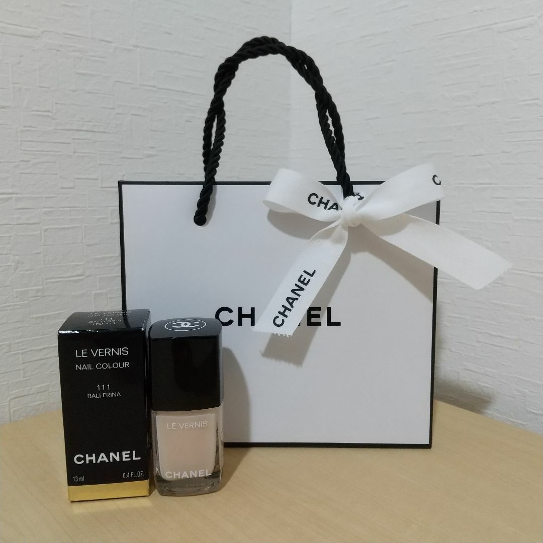 CHANEL - シャネル ヴェルニ 111 バレリーナ ネイル エナメルの CHANEL - シャネル ヴェルニ 111 バレリーナ ネイル エナメルの