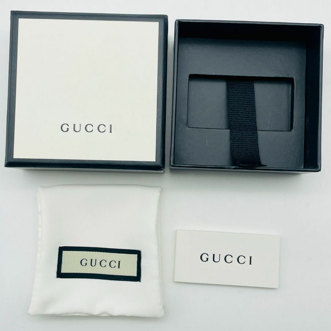 GUCCI - 美品 グッチ 空箱 袋 セット ホワイトブラック GUCCI - 美品 グッチ 空箱 袋 セット ホワイトブラック