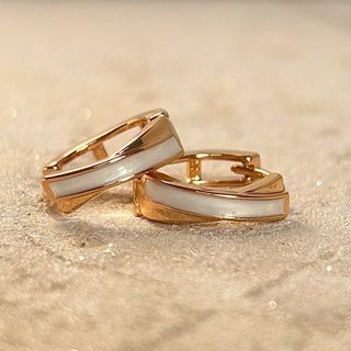 ホワイト×ピンクゴールドフープピアス 金 S925 金属アレルギー対応(ピアス)