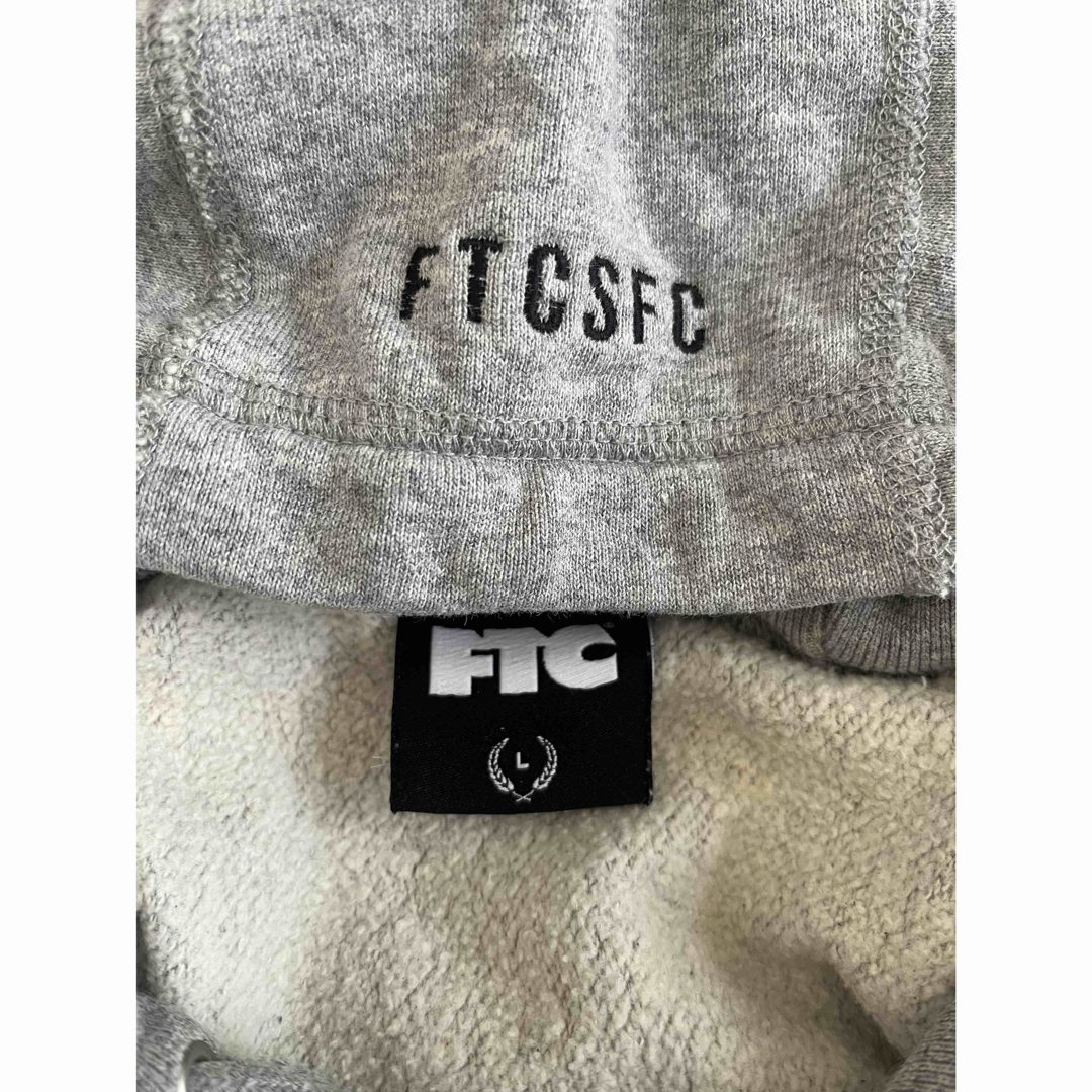 FTC - ☆FTC☆ CHUCKYコラボパーカー グレー Lサイズの通販 by FTC - ☆FTC☆ CHUCKYコラボパーカー グレー Lサイズの通販 by