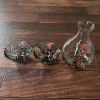 ツガルビイドロ(津軽びいどろ)の津軽びいどろねぶた流し 酒器セットお猪口と徳利(食器)