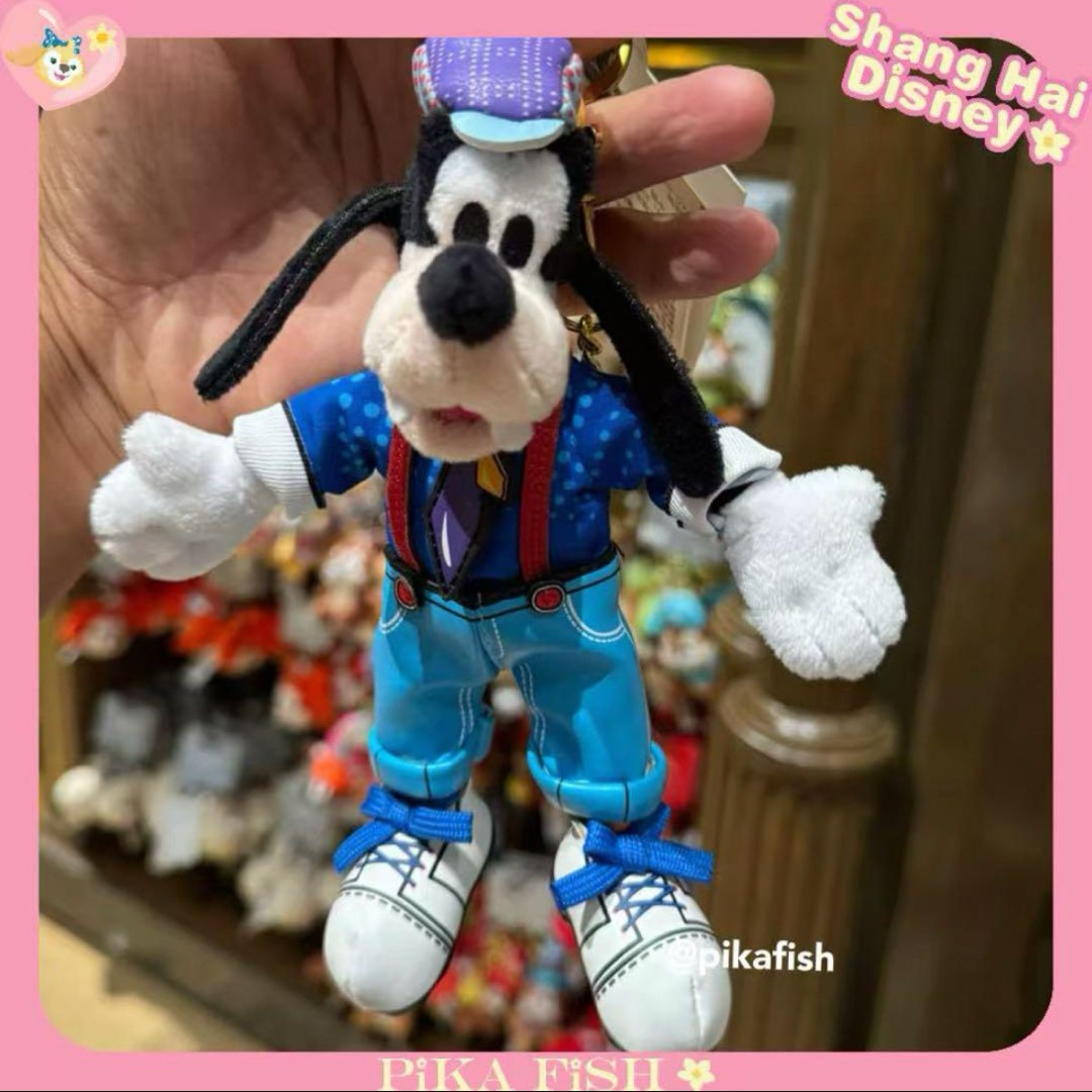Disney(ディズニー)の【☆即発送】グーフィー カラーフェス ぬいぐるみキーホルダー 上海ディズニー エンタメ/ホビーのおもちゃ/ぬいぐるみ(キャラクターグッズ)の商品写真