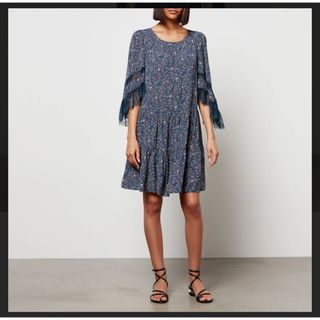 SEE BY CHLOE(ひざ丈ワンピース)のフリマアイテム一覧 SEE BY CHLOE(ひざ丈ワンピース)のフリマアイテム一覧