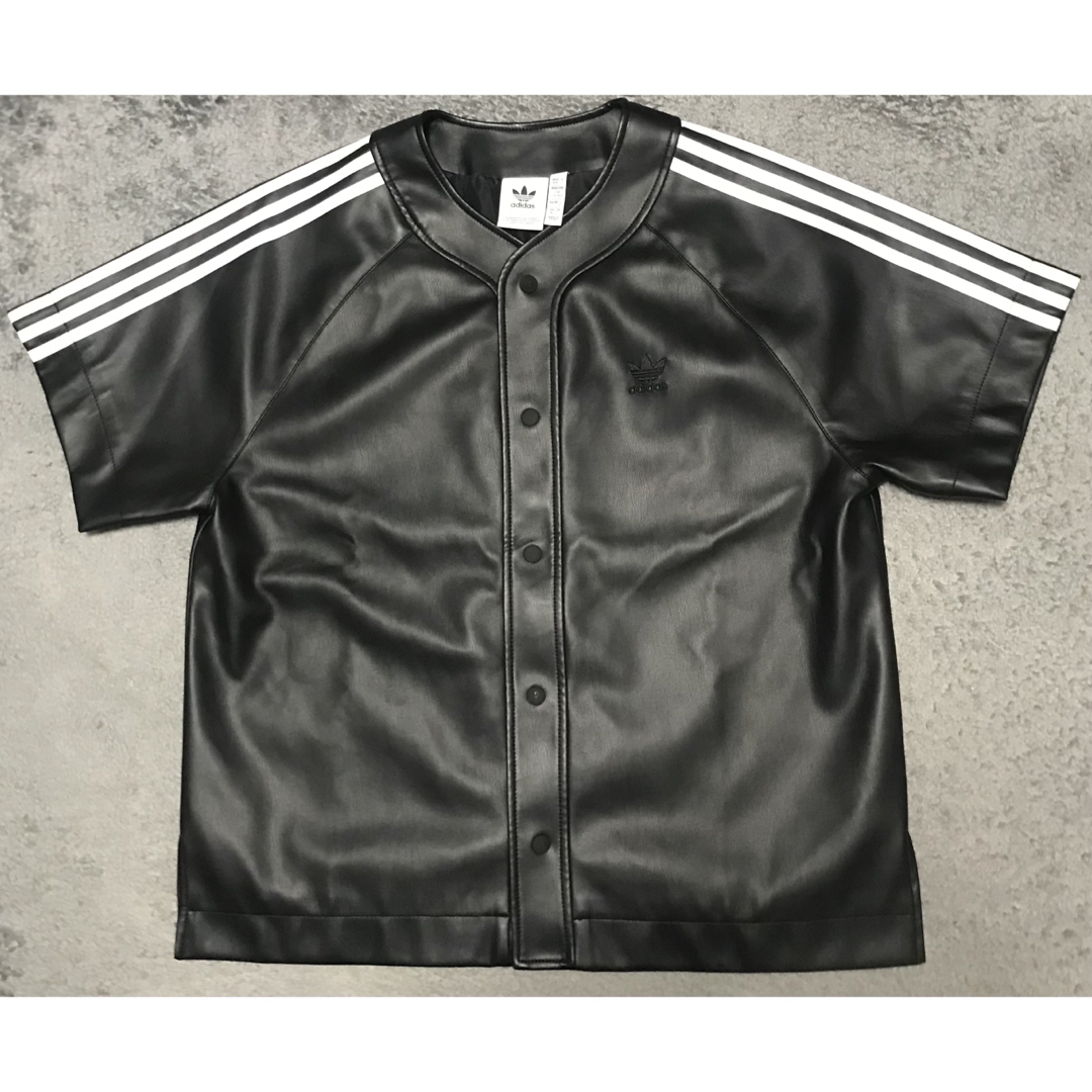 adidas - アディダス フェイクレザー ベースボールシャツの通販 adidas - アディダス フェイクレザー ベースボールシャツの通販