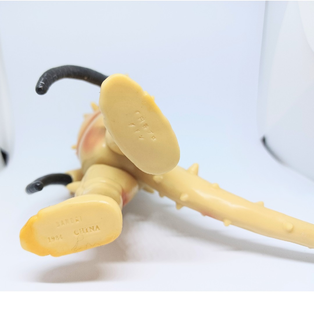 BANDAI - 81 昭和レトロ グドン 16cm ソフビ フィギュア BANDAI - 81 昭和レトロ グドン 16cm ソフビ フィギュア
