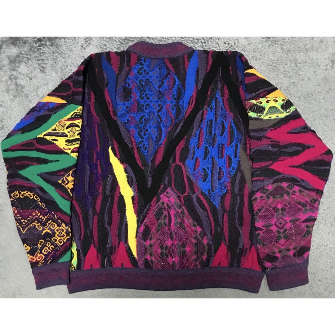 COOGI - coogi マルチカラー3Dニットの通販 by TK|クージーなら COOGI - coogi マルチカラー3Dニットの通販 by TK|クージーなら