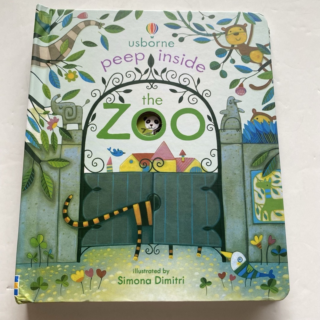 英語絵本usborne 動物園 しかけボードブック zooの通販 by な 英語絵本usborne 動物園 しかけボードブック zooの通販 by な