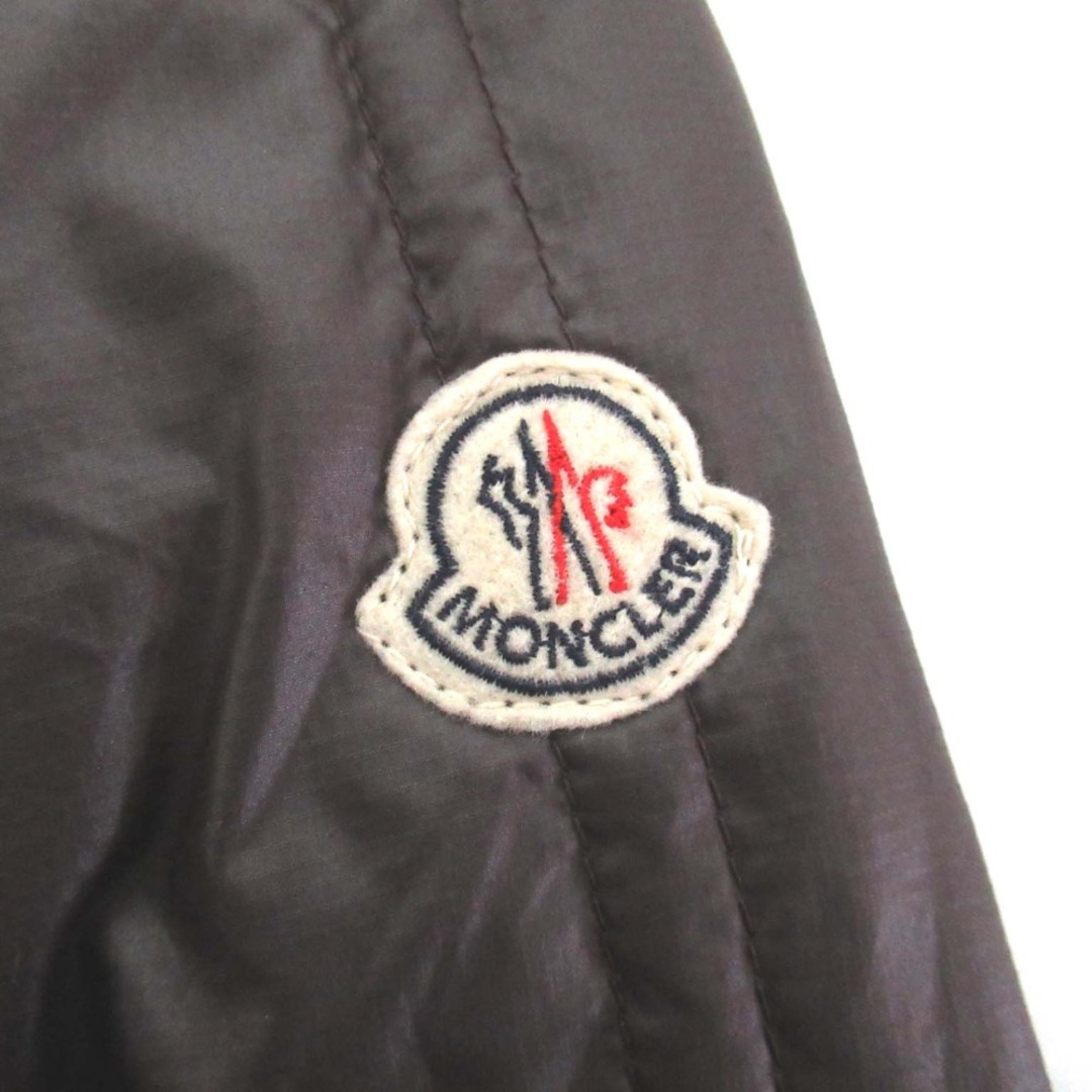 MONCLER - 美品 モンクレール CLEVELAND フード収納 ミニ MONCLER - 美品 モンクレール CLEVELAND フード収納 ミニ