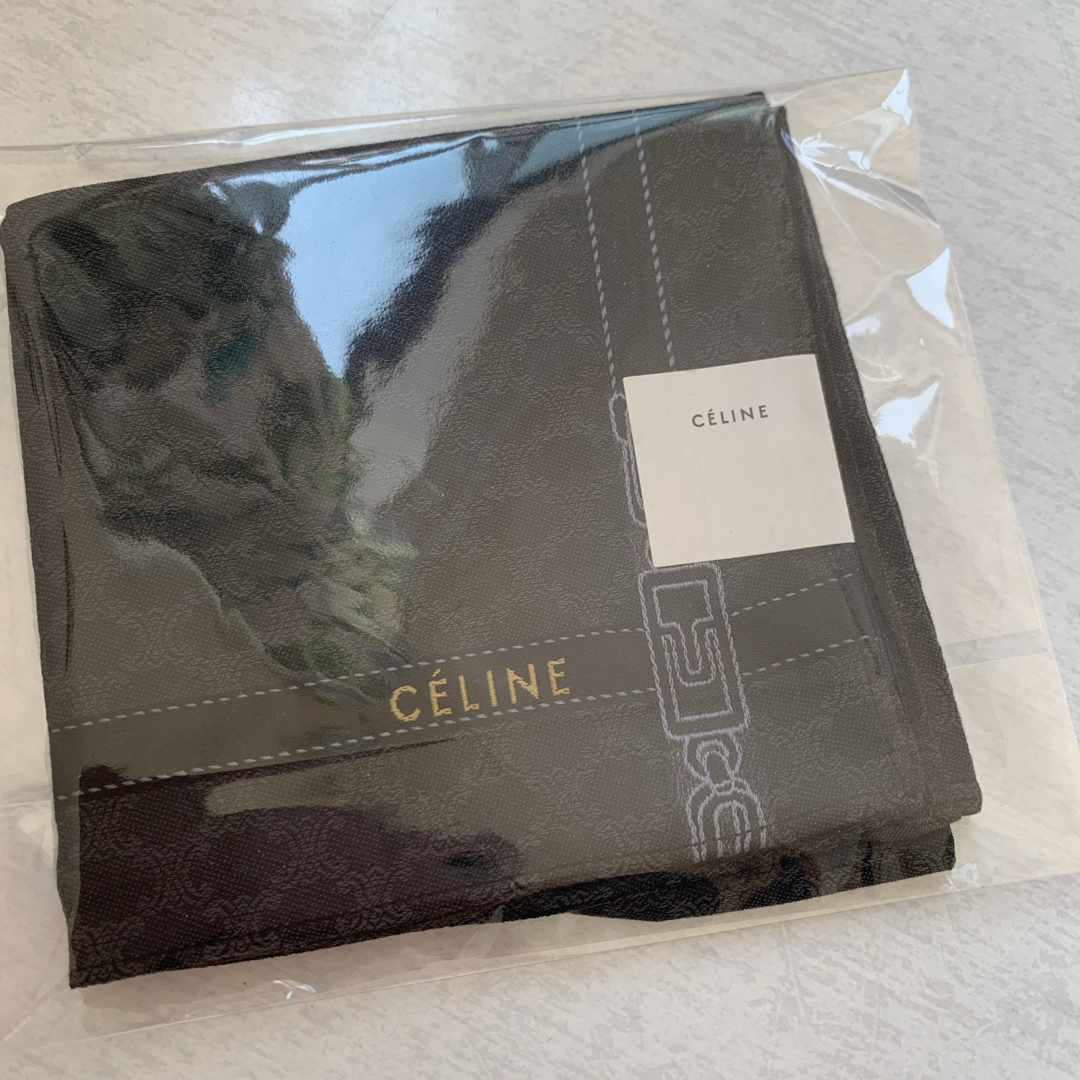 CELINE - 【新品未開封】セリーヌのハンカチ、ポロのタオル CELINE - 【新品未開封】セリーヌのハンカチ、ポロのタオル