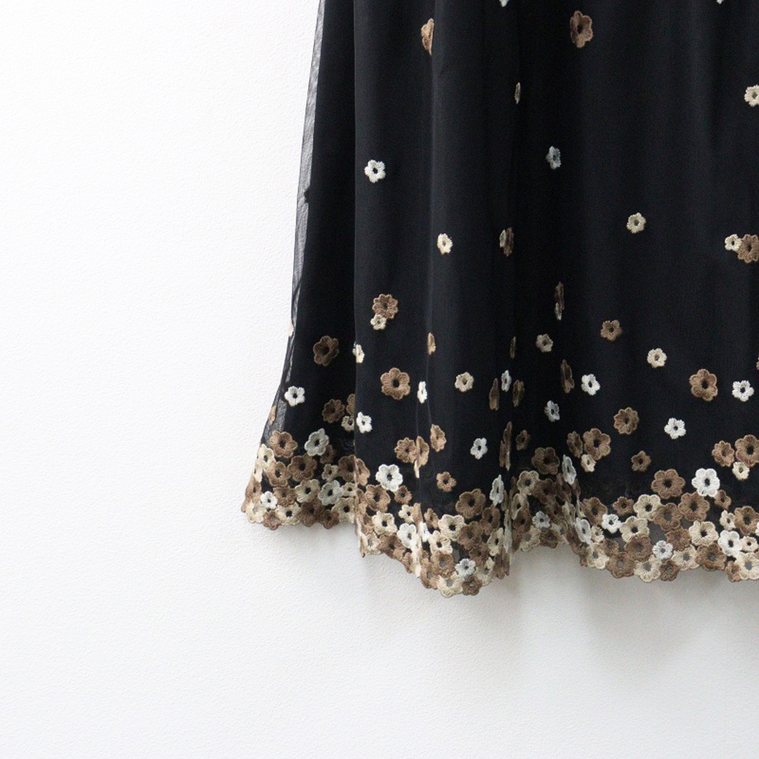 M'S GRACY - 美品 2025SS エムズグレイシー M'S GRACY 小花刺繍 M'S GRACY - 美品 2025SS エムズグレイシー M'S GRACY 小花刺繍