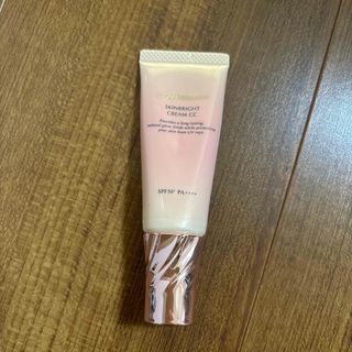 CHANEL - CHANEL シャネル CCクリーム N 10 ベージュの通販 by CHANEL - CHANEL シャネル CCクリーム N 10 ベージュの通販 by