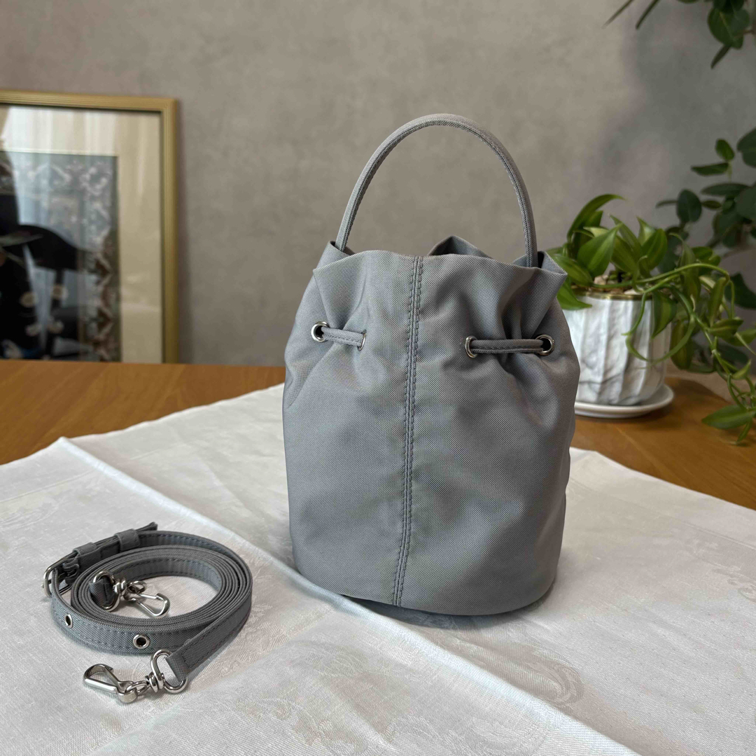 BALENCIAGA - BALENCIAGA WHEEL XS ドローストリング バケットの BALENCIAGA - BALENCIAGA WHEEL XS ドローストリング バケットの