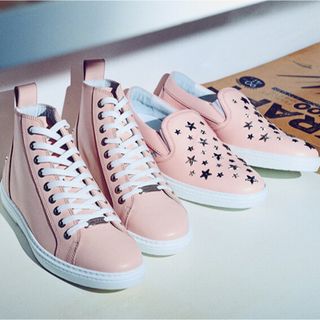 JIMMY CHOO(スニーカー)のフリマアイテム一覧 JIMMY CHOO(スニーカー)のフリマアイテム一覧