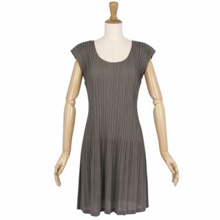 PLEATS PLEASE ISSEY MIYAKE(ひざ丈ワンピース ・ グレー/灰色 PLEATS PLEASE ISSEY MIYAKE(ひざ丈ワンピース ・ グレー/灰色