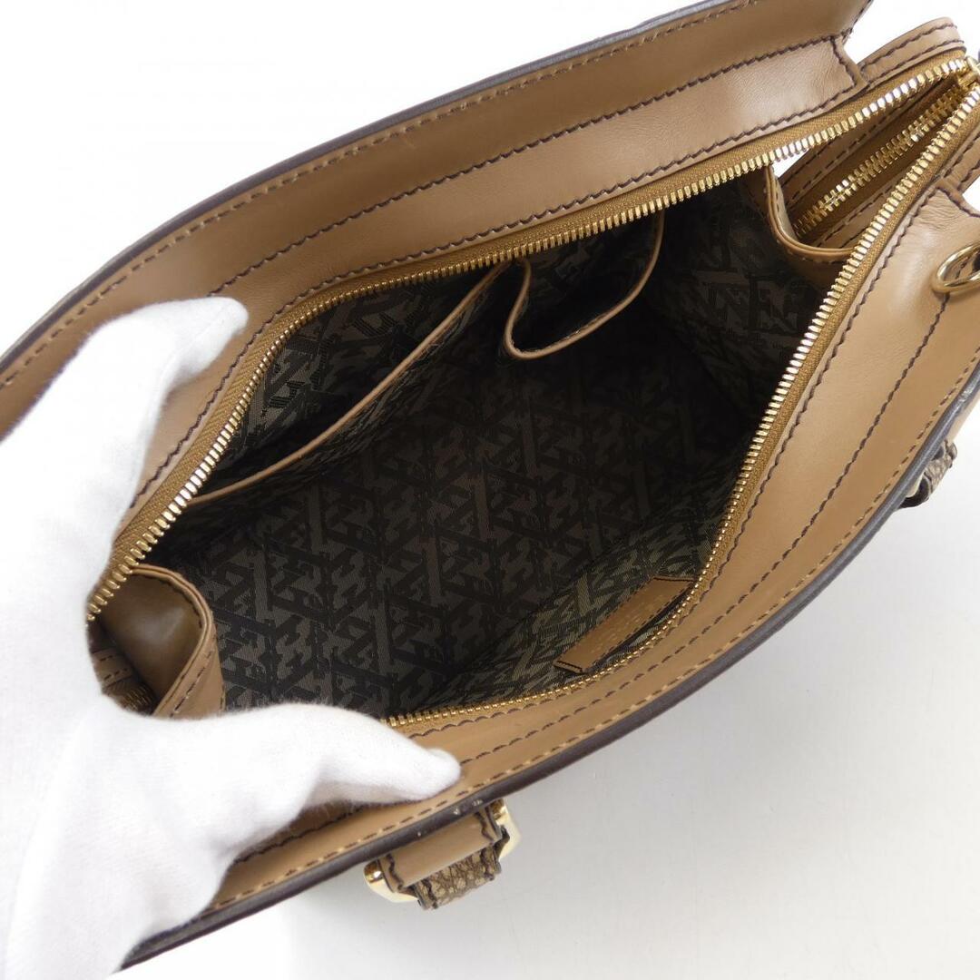 ESCADA - エスカーダ ESCADA BAGの通販 by KOMEHYO ONLINE ESCADA - エスカーダ ESCADA BAGの通販 by KOMEHYO ONLINE