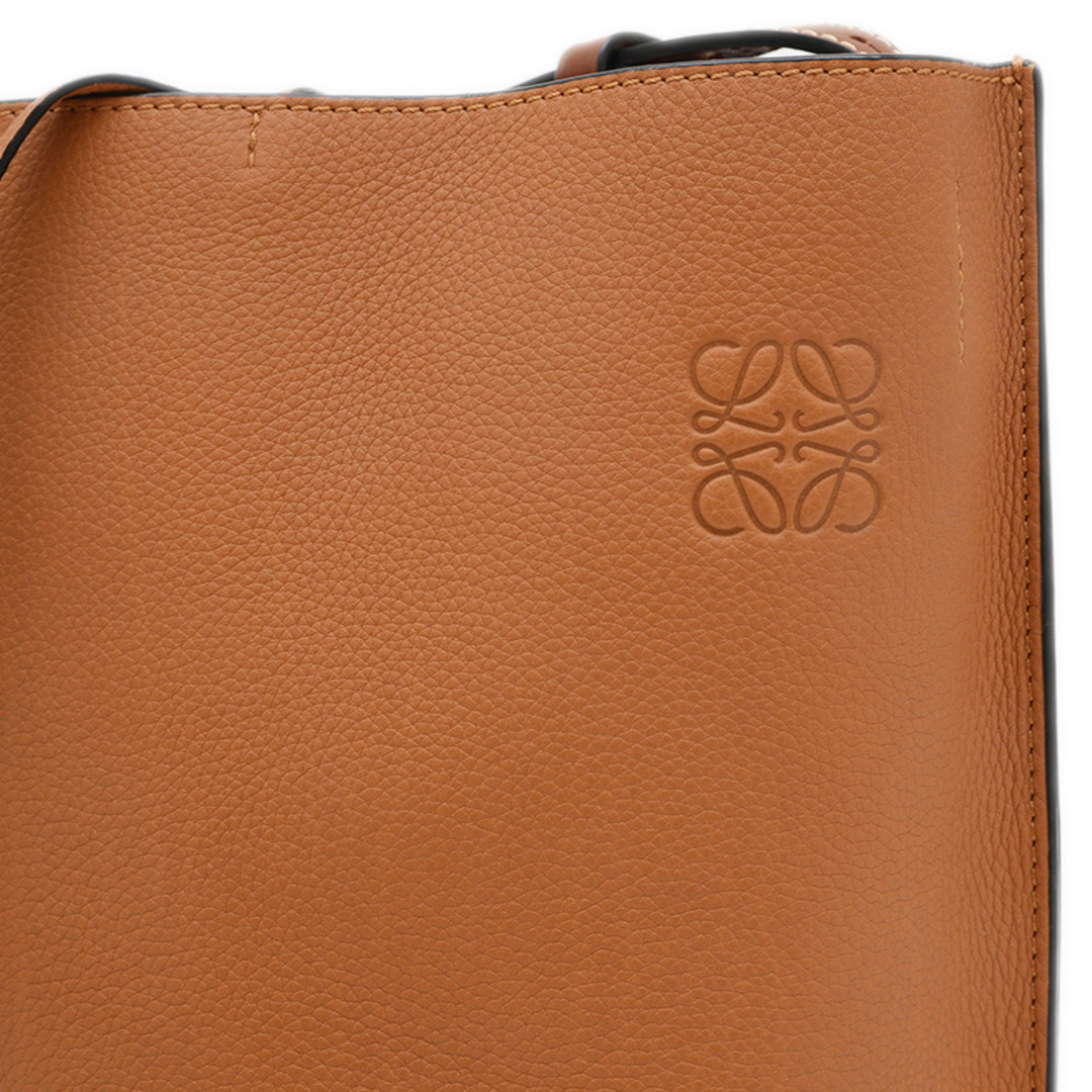 LOEWE - ロエベ ゲート バケットバッグ ショルダーバッグ レザー LOEWE - ロエベ ゲート バケットバッグ ショルダーバッグ レザー