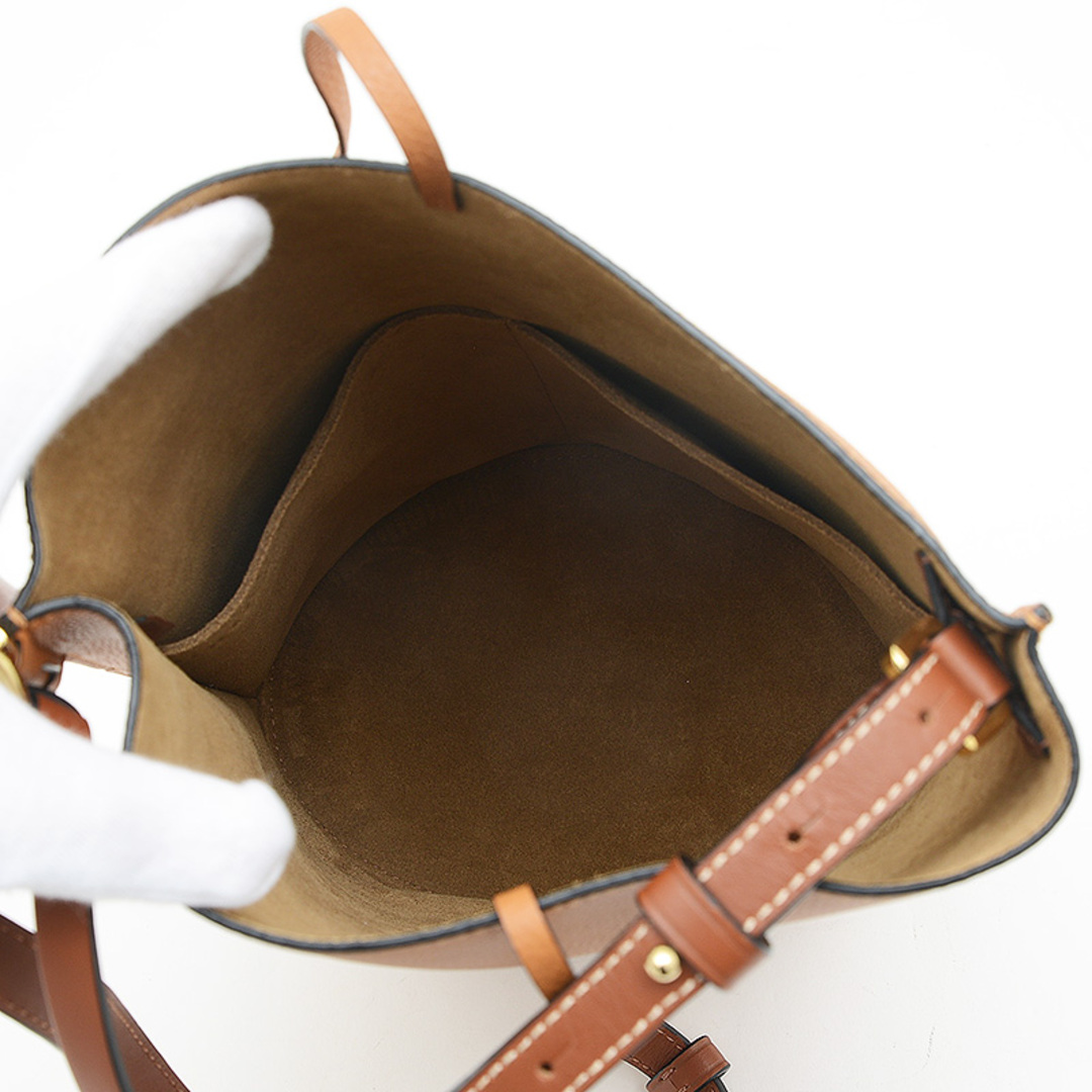 LOEWE - ロエベ ゲート バケットバッグ ショルダーバッグ レザー LOEWE - ロエベ ゲート バケットバッグ ショルダーバッグ レザー
