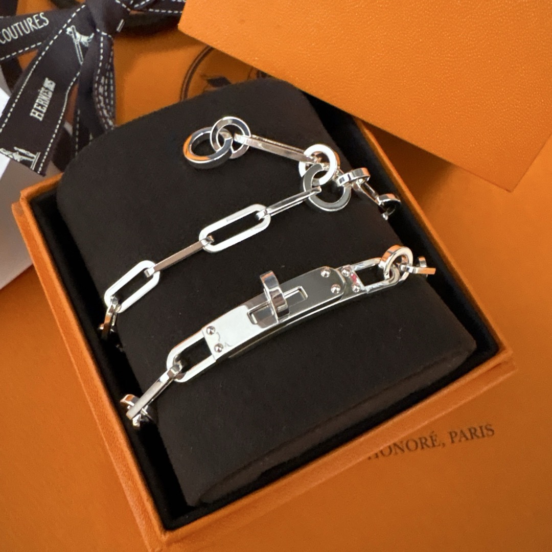 HERMES - 【新品】エルメス HERMES ケリー シェーヌブレスレット HERMES - 【新品】エルメス HERMES ケリー シェーヌブレスレット