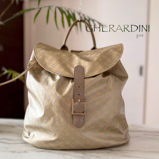 GHERARDINI(リュック/バックパック)のフリマアイテム一覧 GHERARDINI(リュック/バックパック)のフリマアイテム一覧