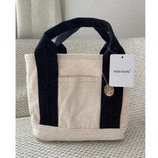 GUCCI - 激レア✨ グッチ GUCCI トートバッグ シマ GG シルバー GUCCI - 激レア✨ グッチ GUCCI トートバッグ シマ GG シルバー