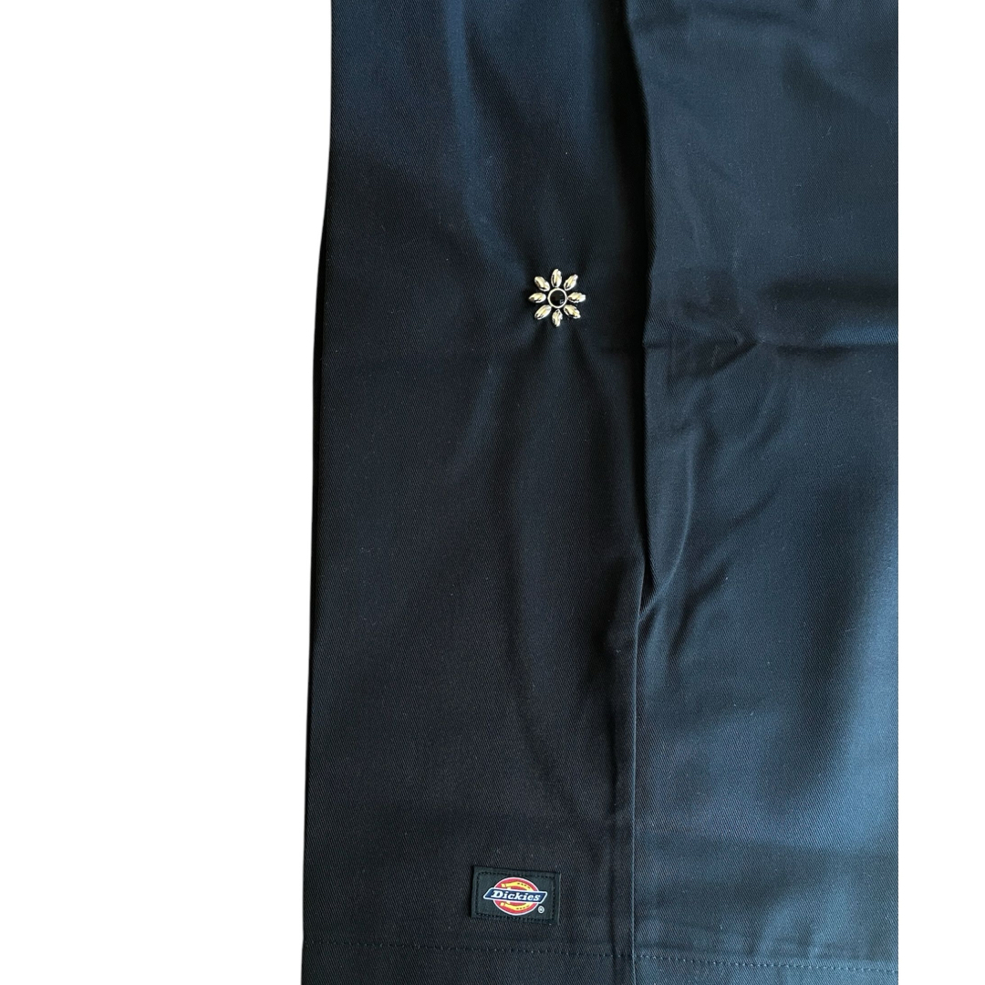 Dickies - ディッキーズ 42283 ハーフパンツ ブラック スタッズ Dickies - ディッキーズ 42283 ハーフパンツ ブラック スタッズ