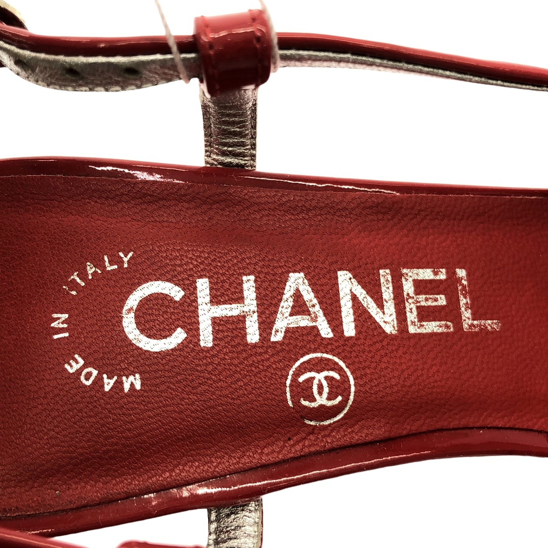 CHANEL - シャネル CHANEL 赤黒エナメルサンダル サンダル 靴 CHANEL - シャネル CHANEL 赤黒エナメルサンダル サンダル 靴