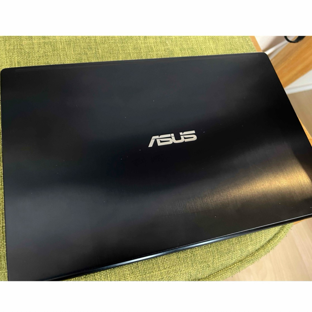ASUS E410MA E410MA-EK266TS ノートパソコンの通販 by memory381 ASUS E410MA E410MA-EK266TS ノートパソコンの通販 by memory381