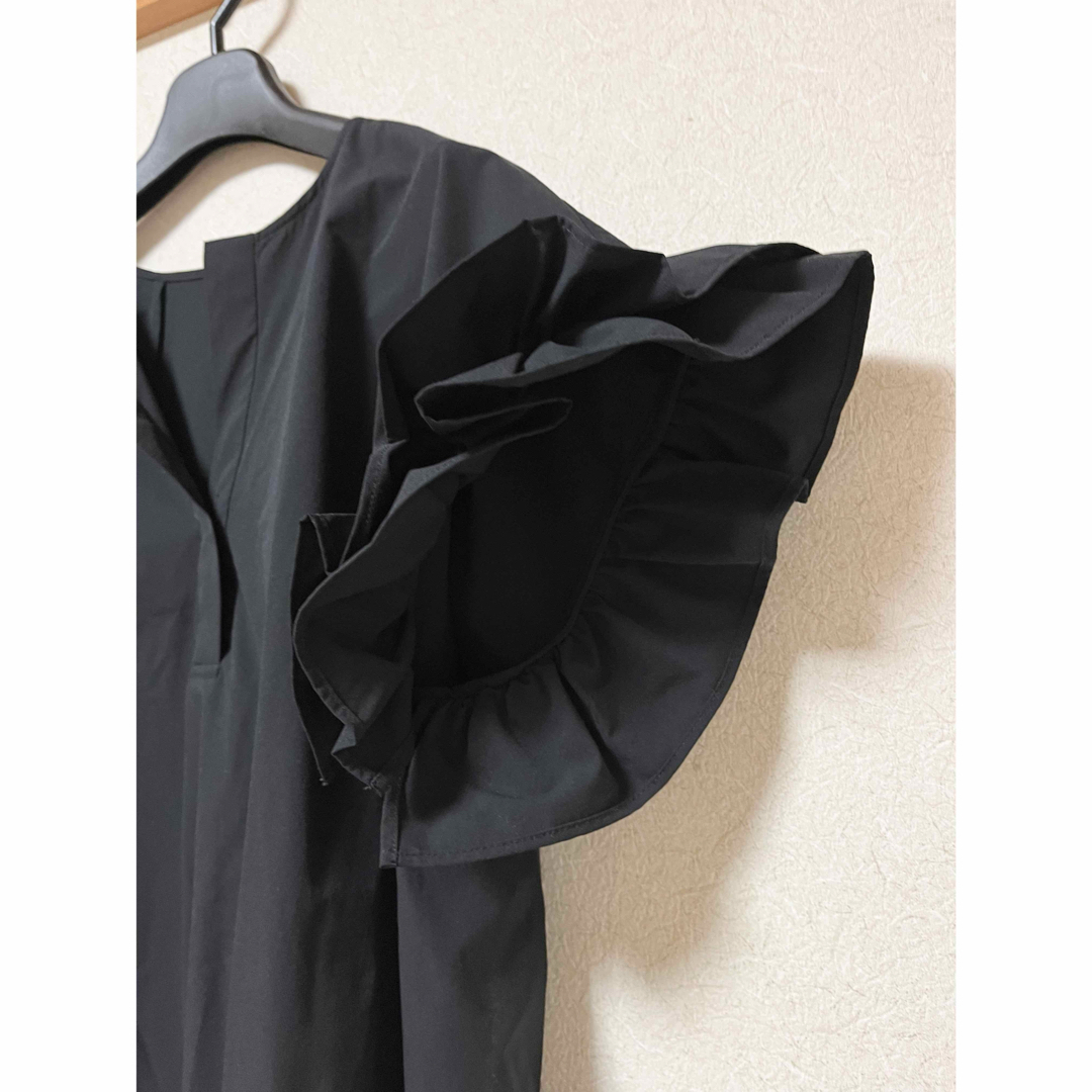 美品 CADUNE カデュネ 川上桃子 コラボ 袖フリルブラウス 半袖 美品 CADUNE カデュネ 川上桃子 コラボ 袖フリルブラウス 半袖