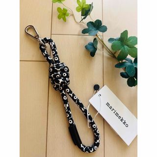 marimekko - マリメッコ marimekko ウニッコ リフレクター 反射 marimekko - マリメッコ marimekko ウニッコ リフレクター 反射