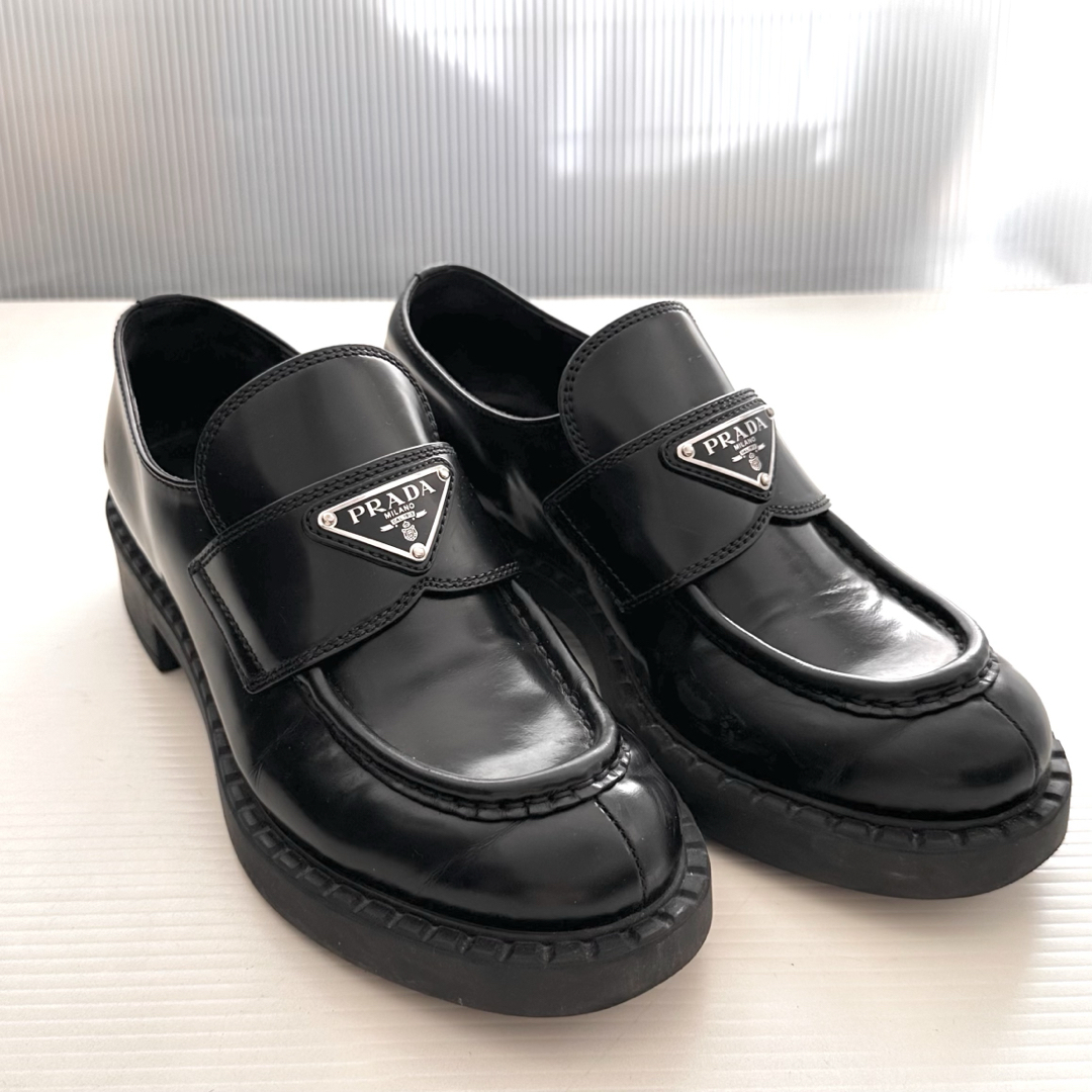 PRADA - PRADA プラダ チョコレート ブラッシュドレザー PRADA - PRADA プラダ チョコレート ブラッシュドレザー