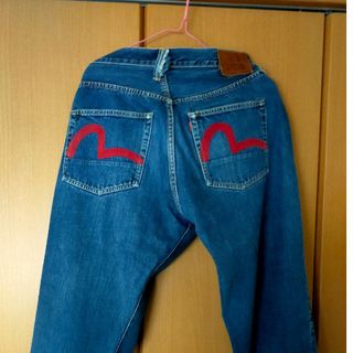 EVISU - サイズ34 ピンク刺繍 赤耳 2001 NO2 エヴィス エビスの EVISU - サイズ34 ピンク刺繍 赤耳 2001 NO2 エヴィス エビスの