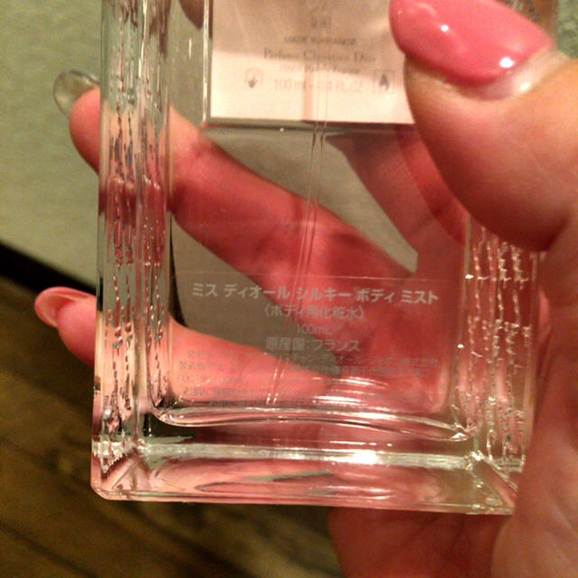 Christian Dior(クリスチャンディオール)の大人気！ミスディオール シルキーボディミスト 100㎖ コスメ/美容のボディケア(その他)の商品写真